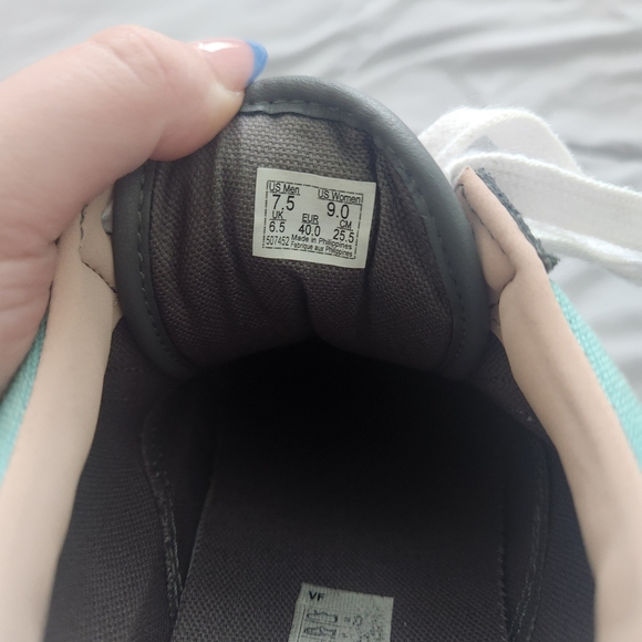 Vans Teal and Gray Shoes with White Laces - Picture 4 of 4